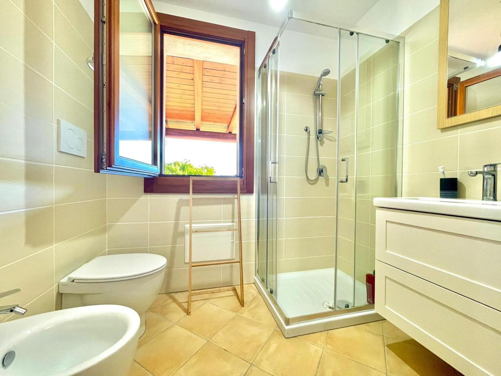 Cronta Apartments Bari Sardo Esterno foto