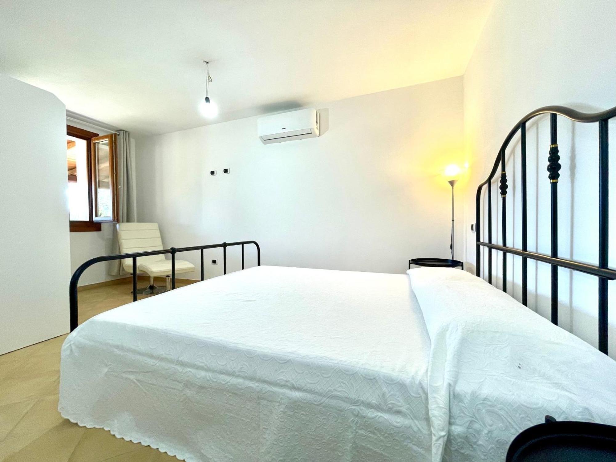 Cronta Apartments Bari Sardo Esterno foto